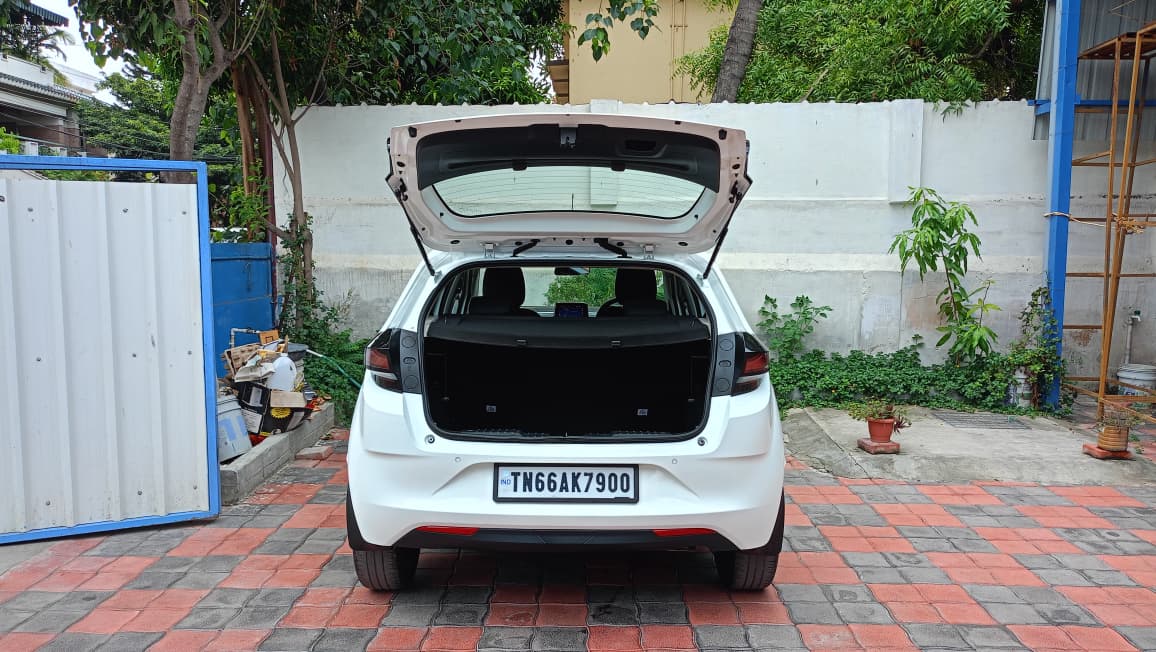 Tata Altroz - Image 4